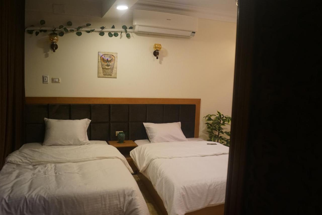 Draz Pyramids View Bed & Breakfast Kafret el-Gabal Eksteriør billede