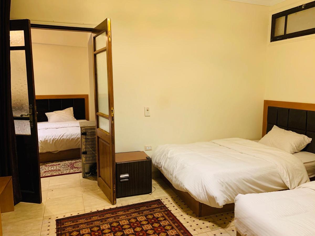 Draz Pyramids View Bed & Breakfast Kafret el-Gabal Eksteriør billede