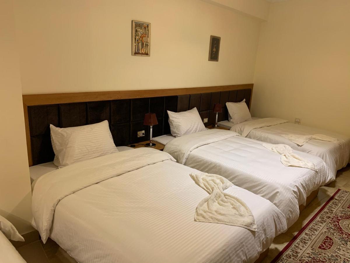 Draz Pyramids View Bed & Breakfast Kafret el-Gabal Eksteriør billede